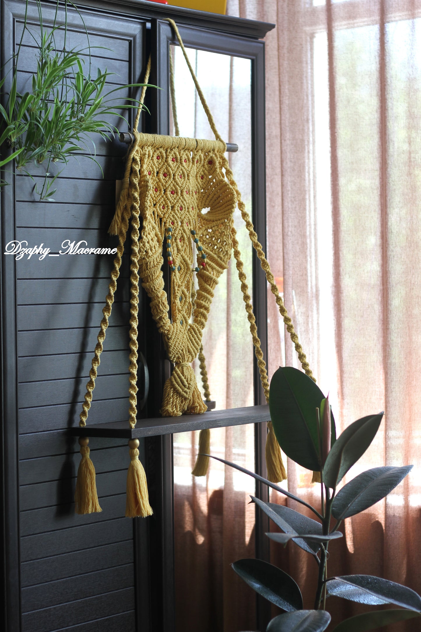 Shelf "Sahara"