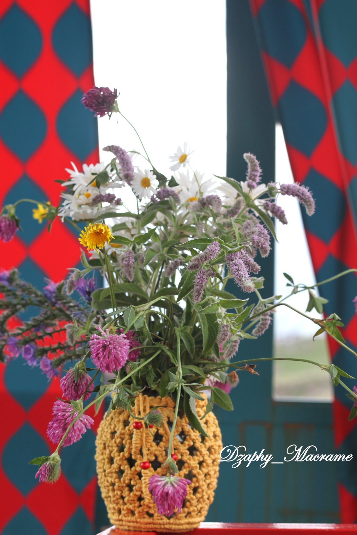 Decorative jar