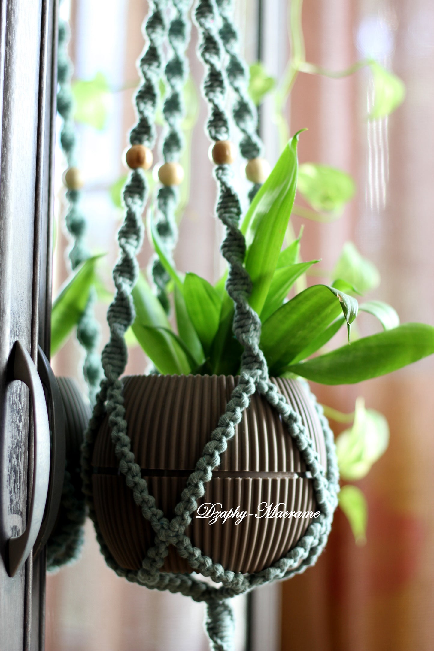 Macrame plant Hanger 110 cm