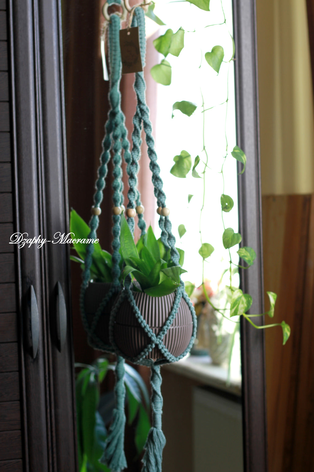 Macrame plant Hanger 110 cm